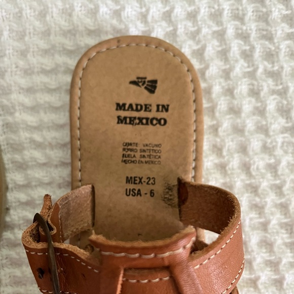 Made & Purchased in Mexico Huarache Sandals - Picture 5 of 5